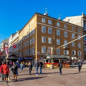 Апартаменты Main Street, Риека